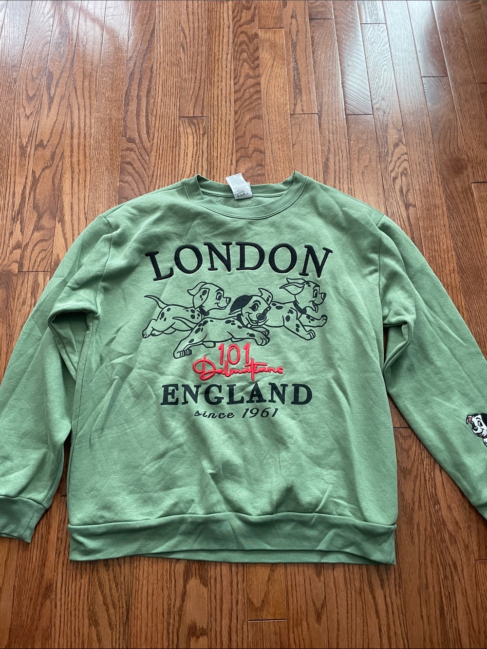 Disney Green 101 Dalmatians Crewneck Sweatshirt Women’s Sz XL